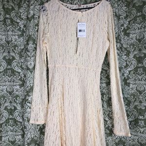 NWT FREE PEOPLE CREAM LACE DRESS